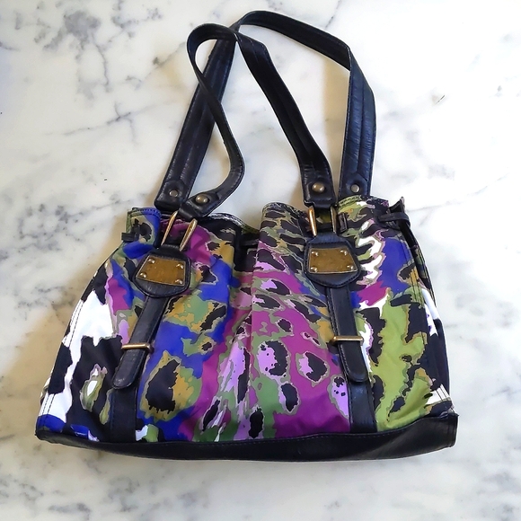 NWOT. Jessica Simpson Large multi color satin shoulder bag with three layers. - Picture 3 of 5